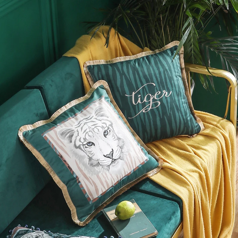 

Наволочка, подушка, американский зеленый лес, голова тигра, бархатная наволочка для дивана, прикроватная подушка, наволочка для подушки в пасторальном стиле для гостиной