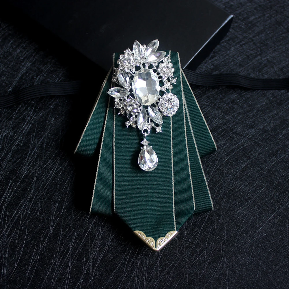 

Men Jewelry Gift Groom Wedding Party Corsage Banquet Clothes Accessories British Style Rhinestone Bow Tie Bridal Brooch Pre Tied