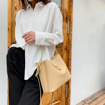 

Solid Color PU Leather Women Shoulder Messenger Satchel Bag Leather Bucket Retro Shoulder Crossbody Messenger Bag