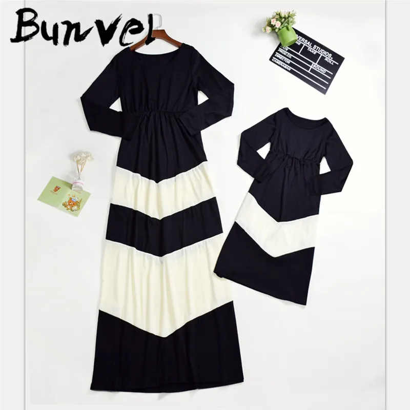 Bunvel/платья для мамы и дочки в черно-белую полоску платья одежда Одинаковая семьи |