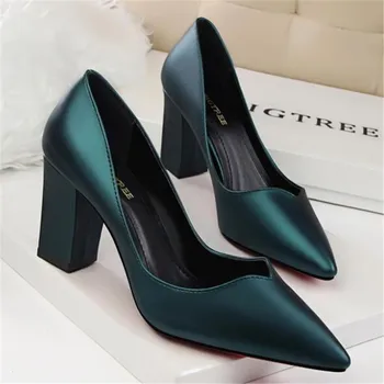 

2019 New Women Pumps Black High heels 7cm Lady Patent leather Thick with Autumn Pointed Single Shoes Woman Shoes Female Sandals