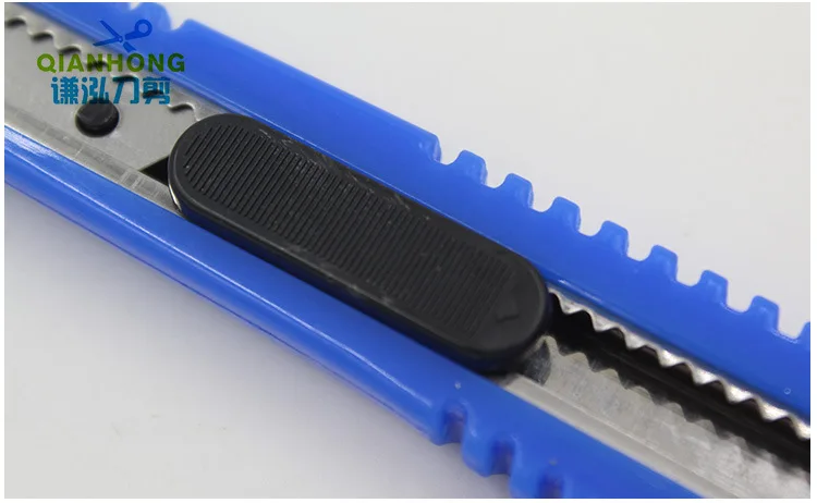 High Quality Finishing Small Metal Cutting Craft for Cutting Paper Wallpaper Knife Folding Retractable Knife