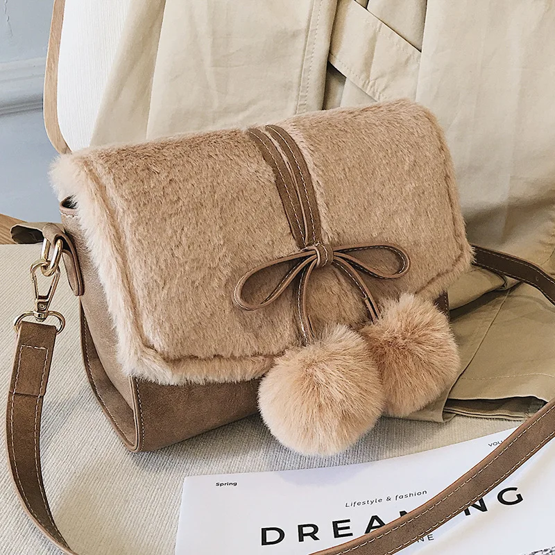 

Fairy bag woman 2018 new Chaohan version of cute woolen bag fashion single shoulder slant bag 100 small square bag