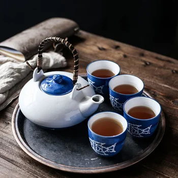 

Ceramics Tea Set Fish Pattern Tea Pot Handle Heat Resistant Ceramics Teapot Creative Water Jar Set Teaware with 4pcs Cups