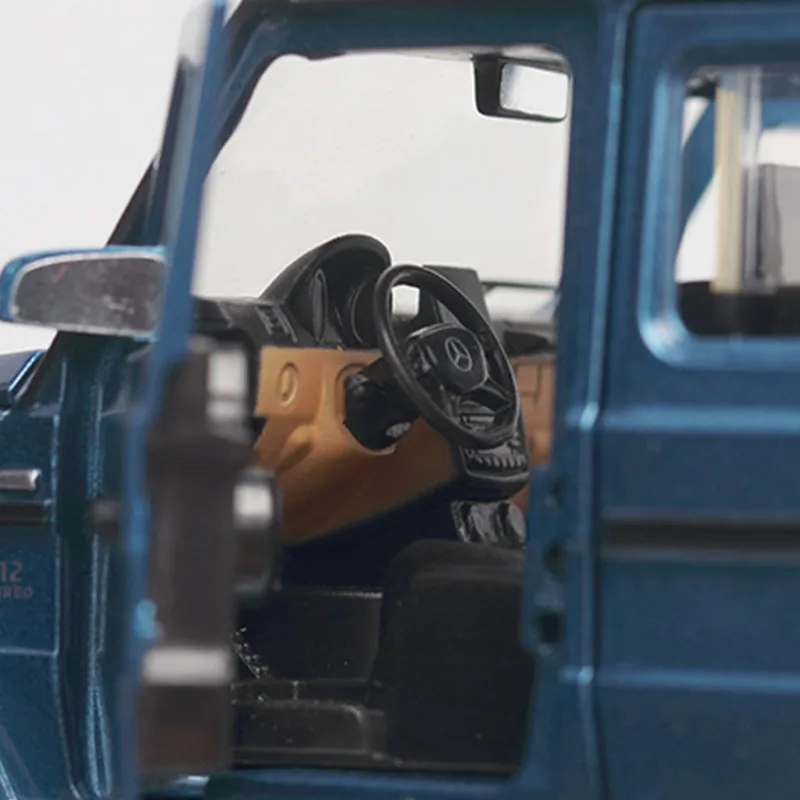 1:32 Maybach G650 модель автомобиля сплав звук и светильник назад к звуку и светильник, чтобы открыть дверь автомобиль игрушка внедорожник игрушка