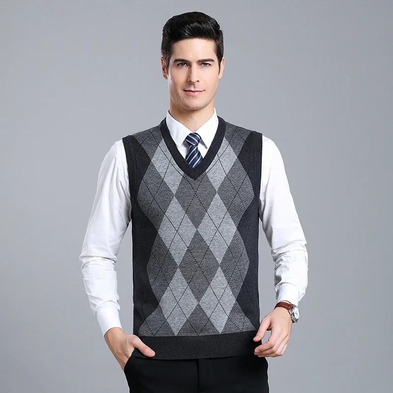 New Fashion Brand Sweaters Men Pullover V Neck Slim Fit Jumpers Knitred Sleeveless Autumn Korean Vest Style Casual Men Clothes - Цвет: Темно-серый