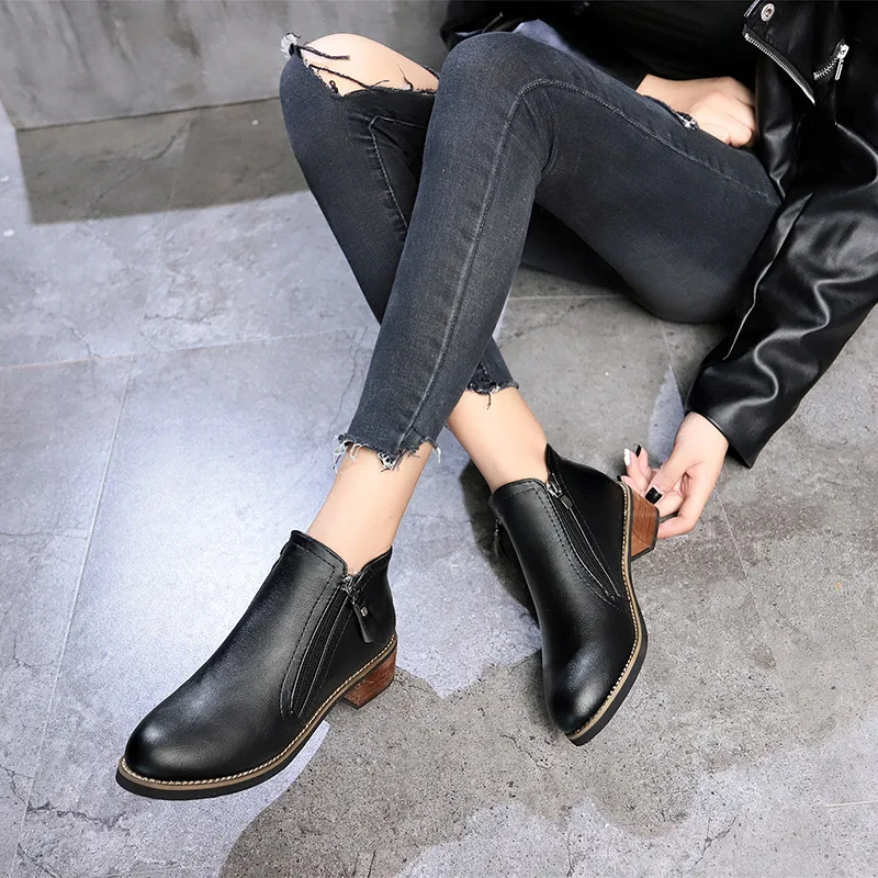 

2018 Autumn And Winter Fashion Martin Boots Women's round-Toe Chelsea British Style New Style Side Zipper Square Root Boots Rubb