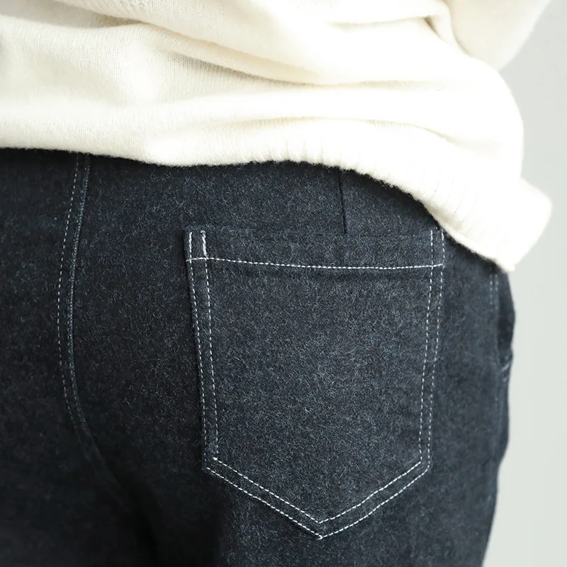 Autumn Winter Jeans Fashion Slim-type Fleece Women Denim Pants New Elastic Waist Button pocket Ladies Casual All-match Trousers