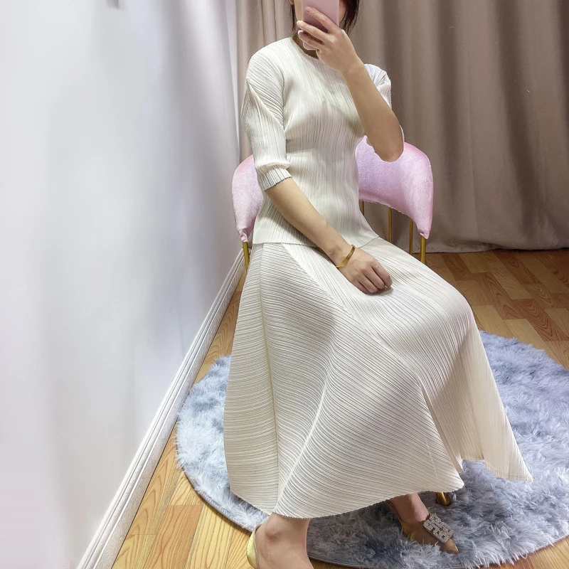 Весенняя Новинка MIYAKE плиссированная Однотонная юбка асимметричная Высокая талия тонкий профиль большой маятник длинная юбка