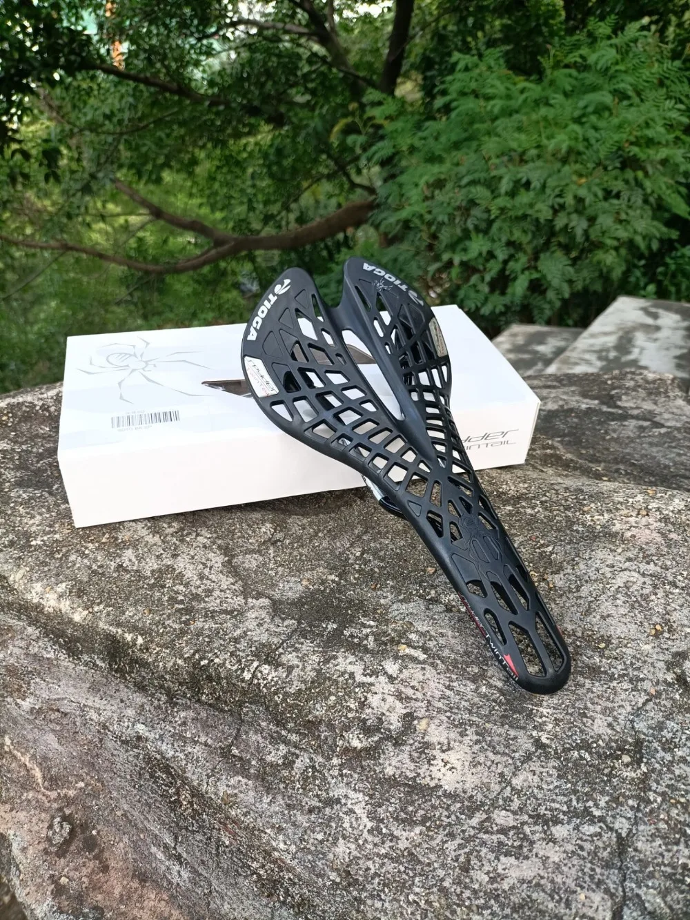 2186899D93138A51F9E3FBEB374E35AE