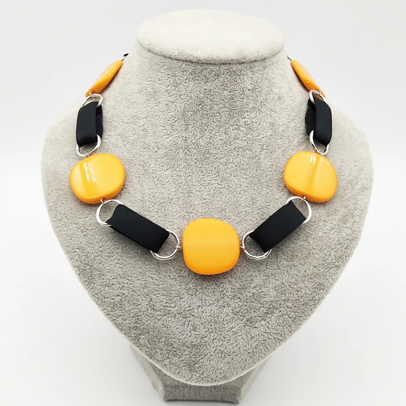 Dandie Fashionable acrylic flat piece and ribbon necklace, simple female ornaments - Окраска металла: SMXL-62C