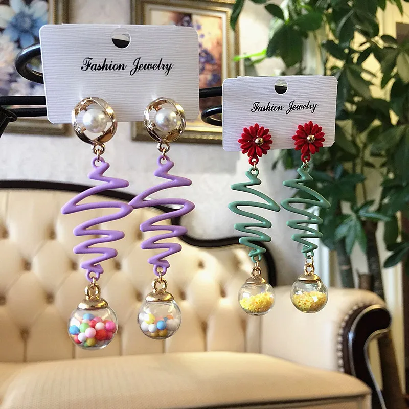 

Wholesale 2020 New Tassel Earrings for Women Handmade Fun Cute Flower Dangle Earring Irregular Alloy Drop Earrings Fine Jewelry