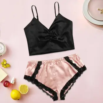 

Fashion Women 2pcs Velvet Sleepwear Sexy Spaghetti Strap Velvet Shorts Pajama Set Ladies Sleepwear female Pajama Party Set