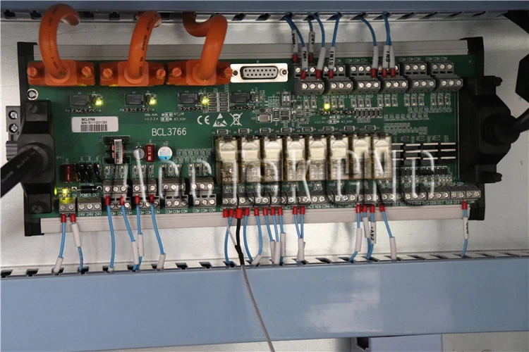 Высокомощный тип металла лист cnc волоконно-лазерной резки AKJ1530F2