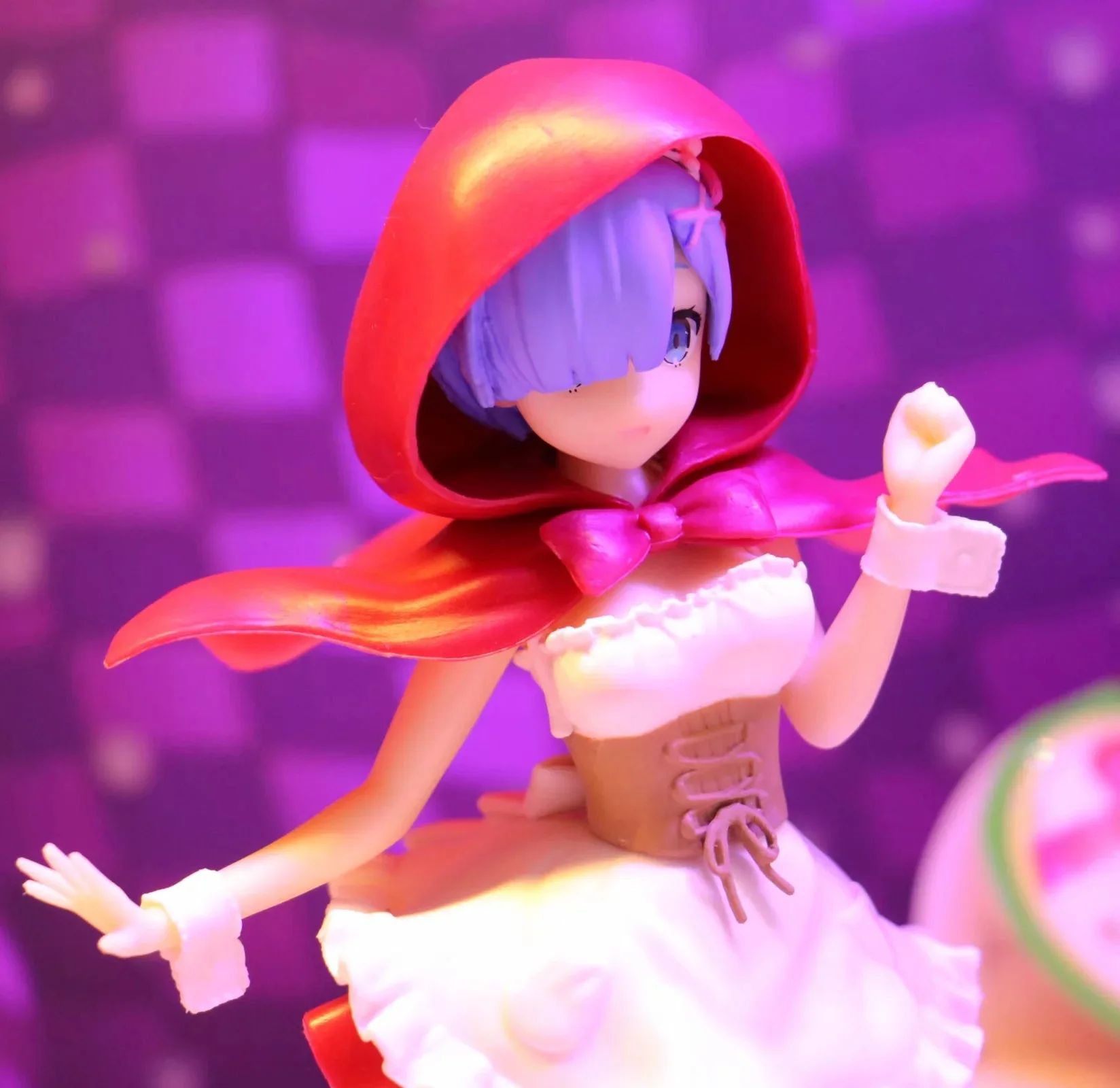 Re: Zero-Starting of a Different World Life REM Ram Little Red Riding Hood Boxed Garage Kit