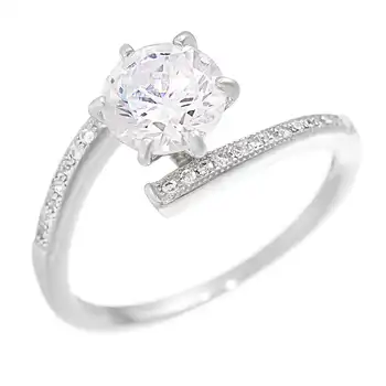 

Кольцо из серебра с фианитами R00013
