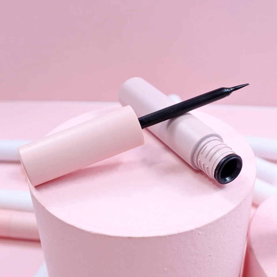 Private Label Eyelash Glue Long Lasting Waterproof False Eyelash Tools Makeup Latex Free Lash Glue Custom Logo 5