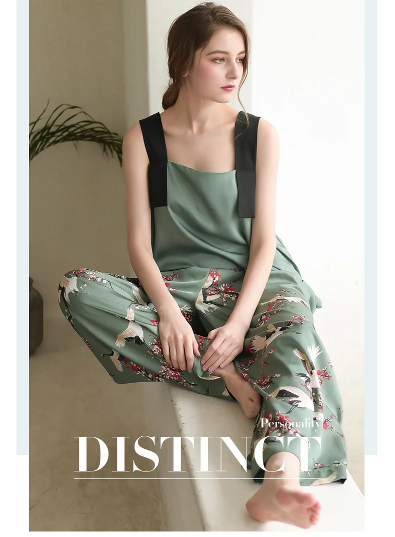 8892893430_313759275