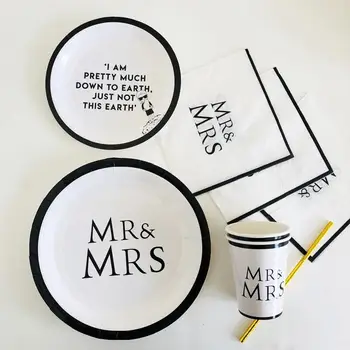 

8pc High Quality Bride To Be MR & MRS Disposable Tableware Paper Napkin Plate Cup White European MR&MRS Wedding Engagement Decor