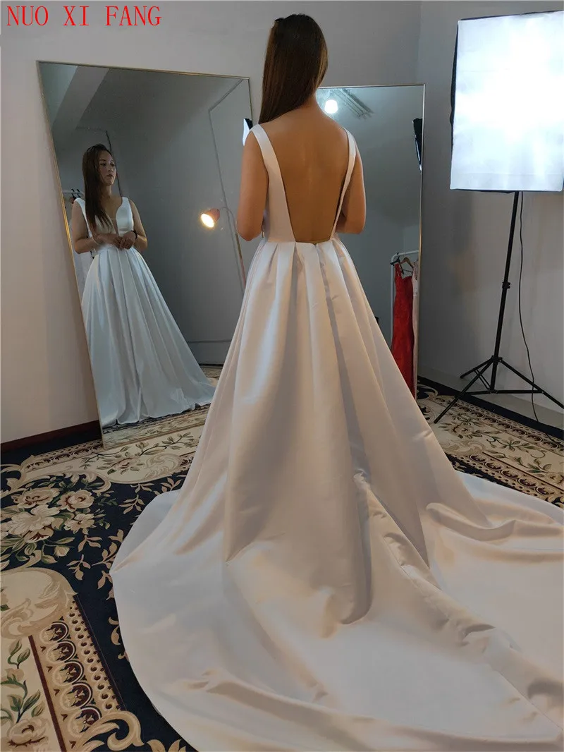 

NUOXIFANG Simple Satin A-line Boho Wedding Dress Sexy Backless Bridal Dress V Neck Wedding Gown Robe De Mariee Vestidos De Noiva