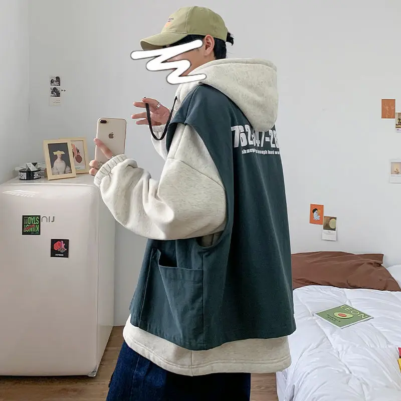 

New sweater men's autumn and winter Hong Kong wind loose plus velvet thick hooded baseball uniform fake two coats