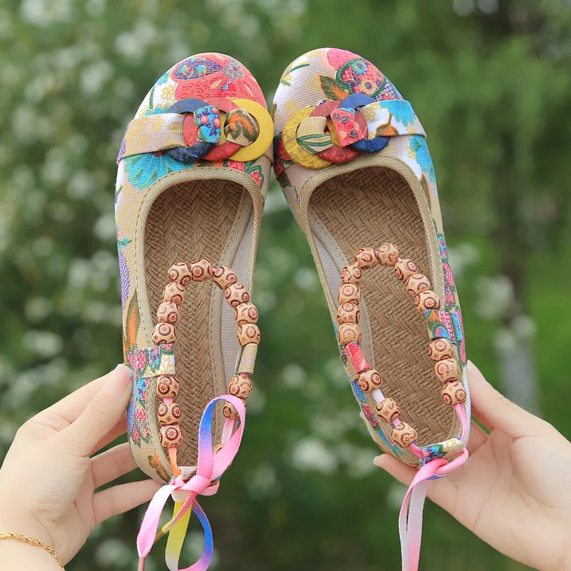 

2018 Spring Rubber Sole Embroidered Shoes Flat Anti-slip Old Beijing Cloth Shoes Women's Ethnic-Style Shoes Women's