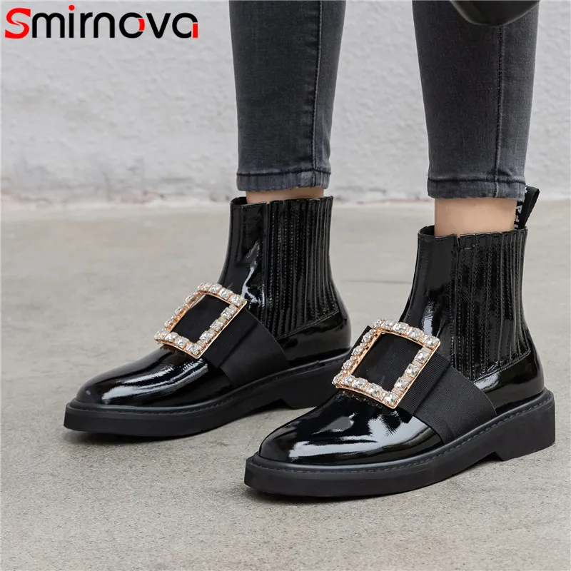 Smirnova/ г. Новые ботильоны из лакированной кожи женская повседневная обувь на низком каблуке с металлическим украшением женские ботинки челси