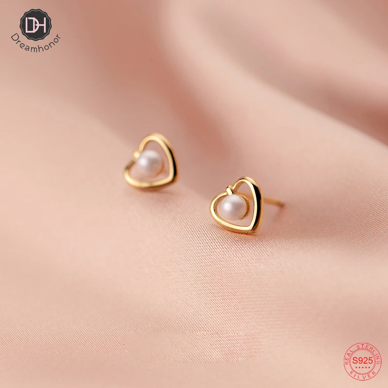

Dreamhonor Minimalist Glossy Pearl Heart Stud Earrings for Women Girls Lovely 925 Sterling Silver Earings Jewelry SMT042