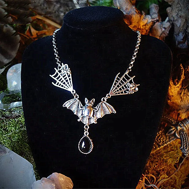 Gothic Wiccan Pagan Vintage Bat Spiderweb Vampire Pendant Choker Necklace Gift For Women New Fashion Jewelry Black