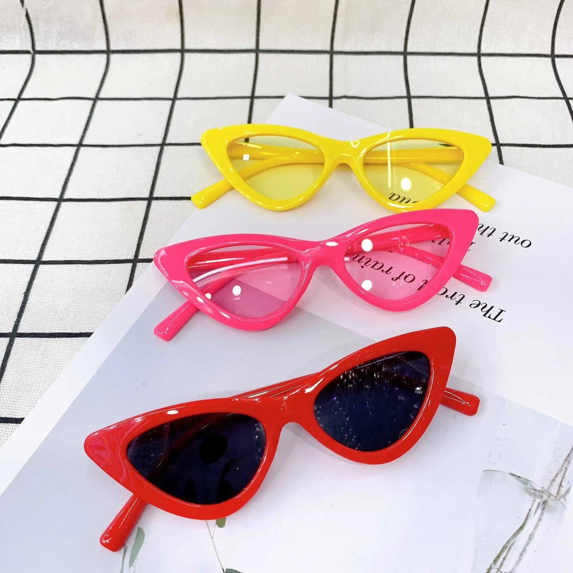 

Sunglasses New children's small frame cat's eye plastic frame glasses 9014 trendy children's Sunglasses cat's Eye Sunglasses