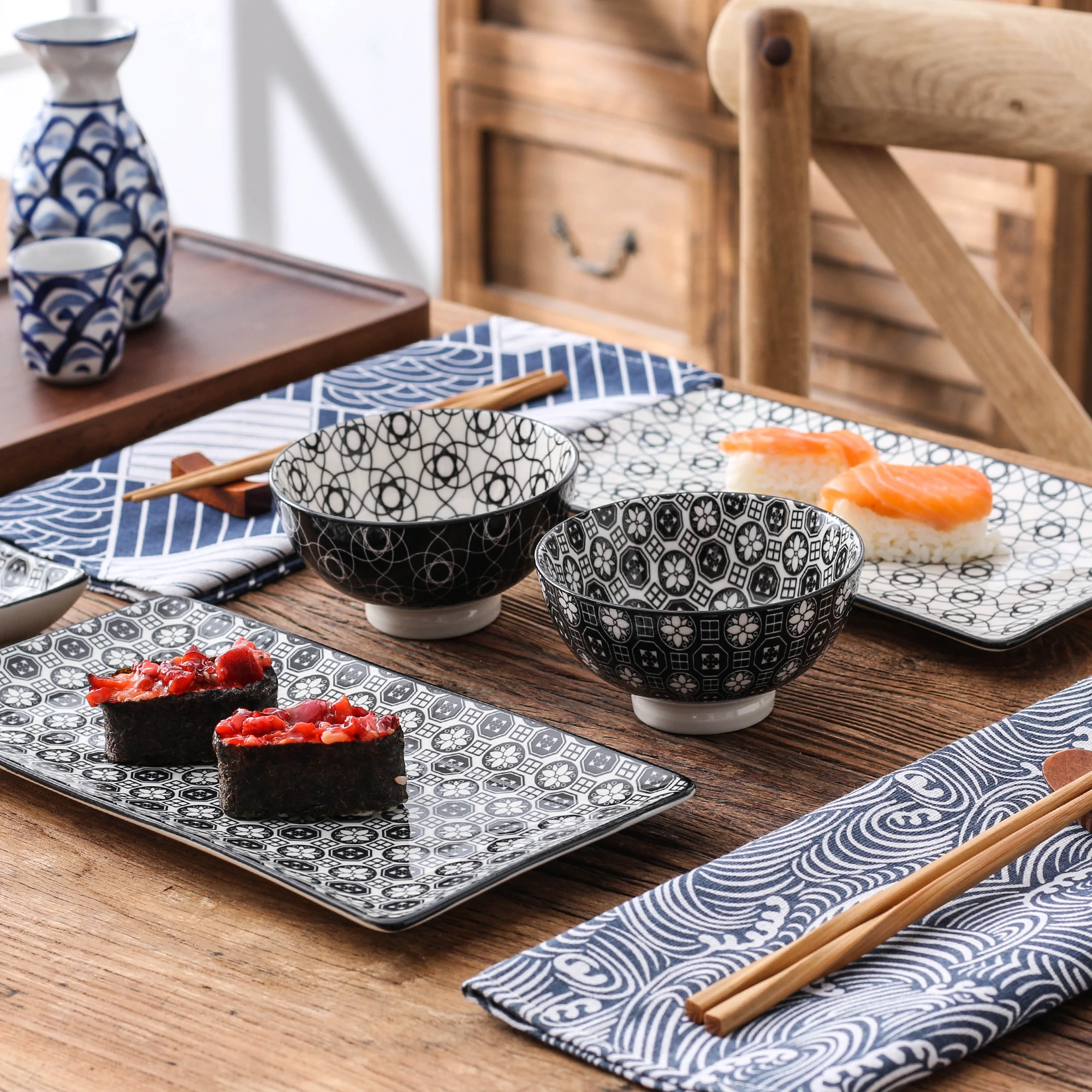Vancasso Haruka Set di Sushi in porcellana in stile giapponese con 2 *  piatti di Sushi, ciotole, piatti da immersione, 2 paia di bacchette di  bambù con confezione regalo - AliExpress