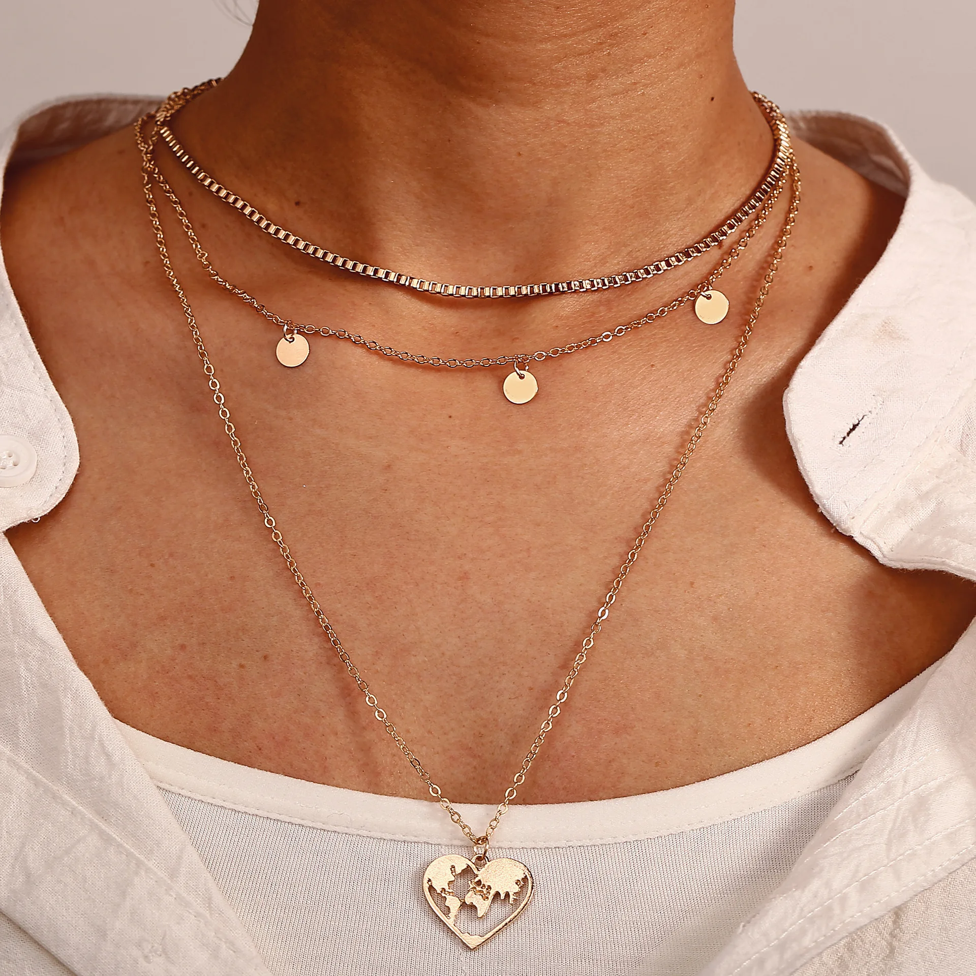 

CC Creative vintage small circular heart-shaped hollow map hanging multilayer three-layer Necklace for women jewelry wholesale
