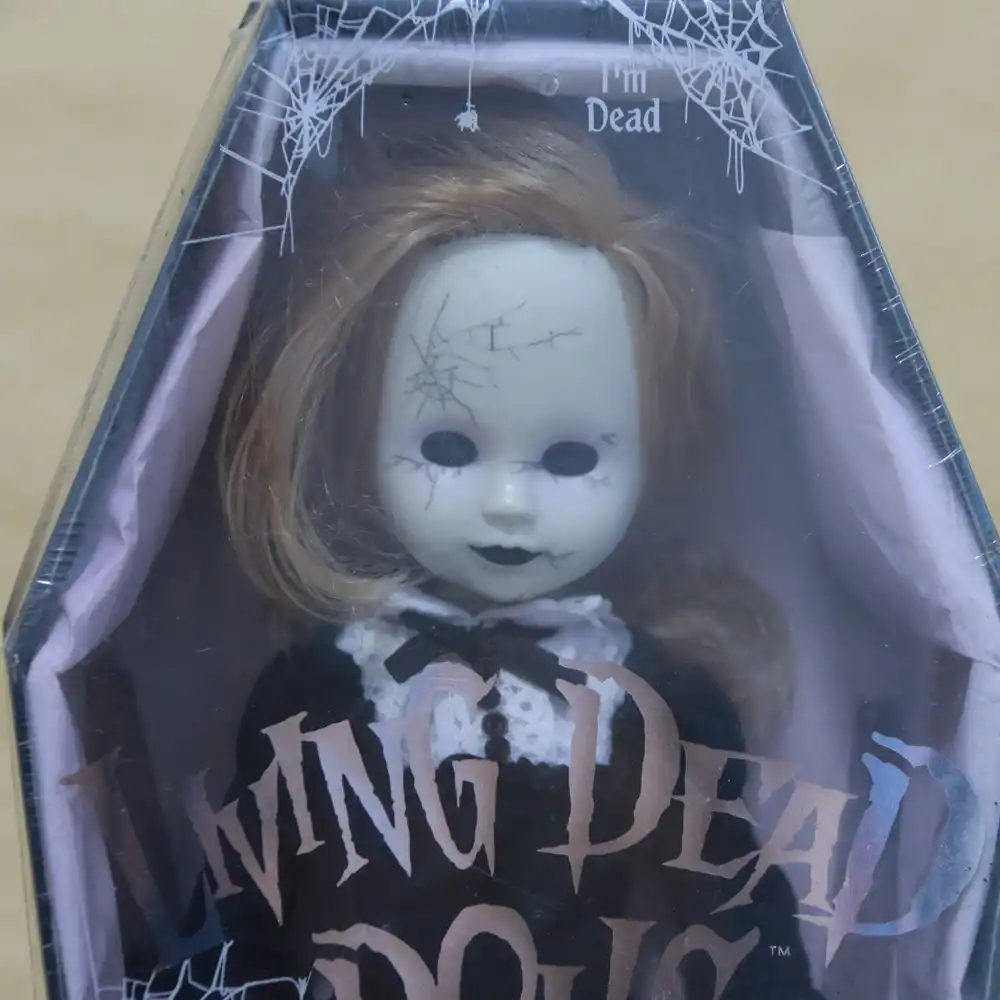 living dead dolls series 23