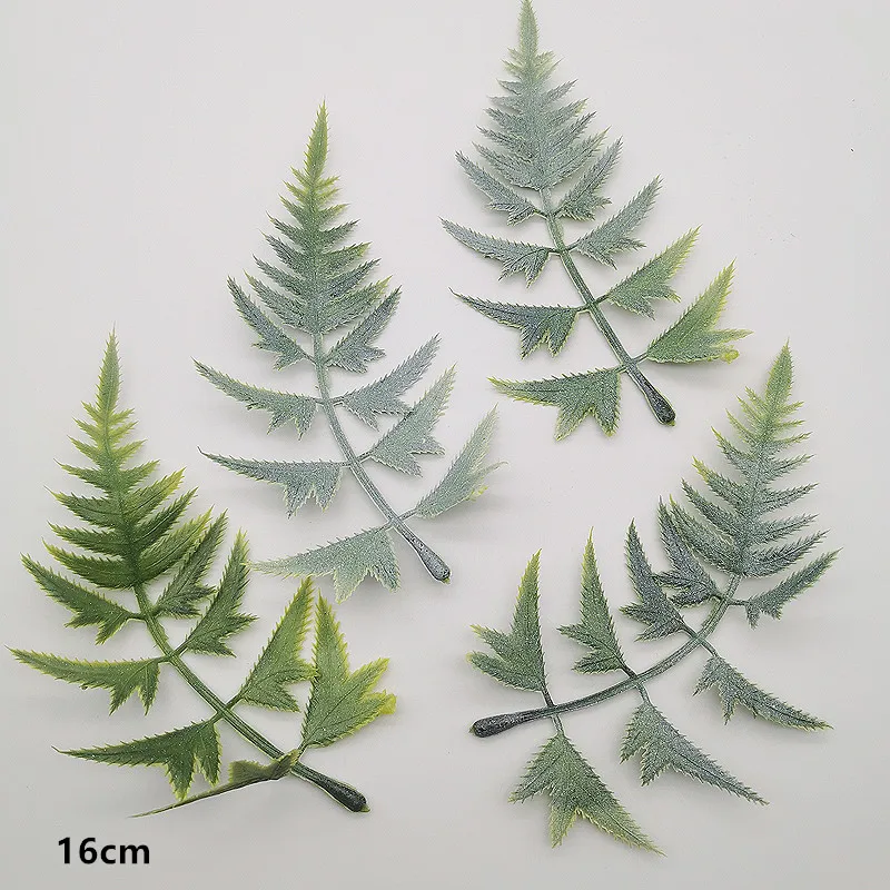 12544108262_652302474