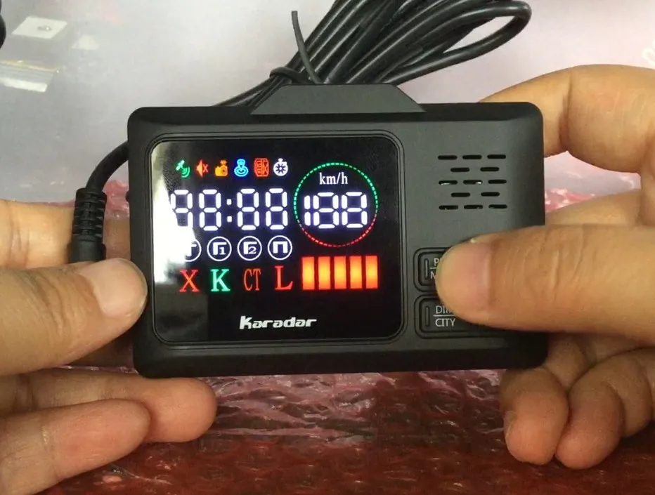 Karadar Автомобильный gps Анти радар детектор 2 в 1 полицейская скорость gps для русского светодиодный дисплей 360 градусов X K CT L с 2,4 дюймовым дисплеем