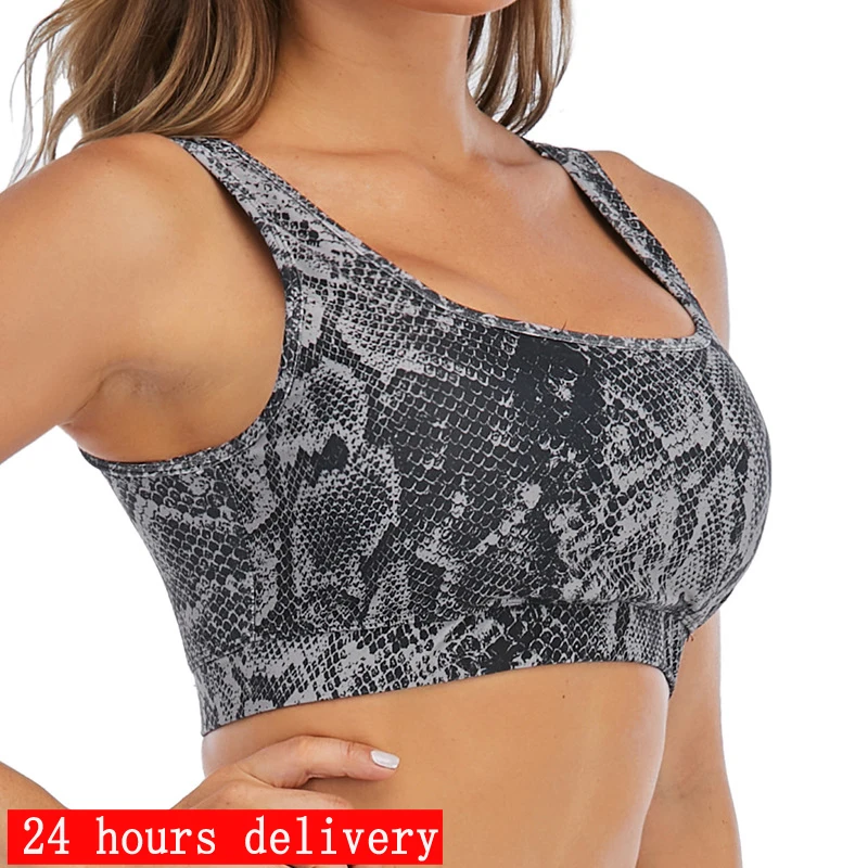 

2021 new yoga vest for women with breast pad, no steel rim, shockproof, fitness, beauty back bra, sports and traceless underwear