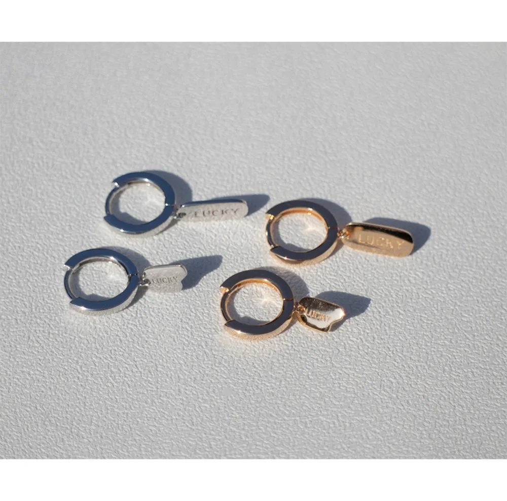 Серьги из стерлингового серебра 925 пробы, модные, маленькие, квадратные, короткие, серьги-капли, с буквами, Лаки, тренд, для девушек, wemon, серебряные серьги, ювелирные изделия