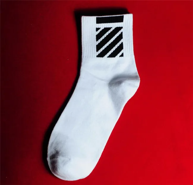 Short Мужские носки в стиле Харадзюку; модные хипстерские носки с перекрещивающимися стрелками; носки для улицы; цвет желтый, красный, черный; нечетное будущее; унисекс - Цвет: Short