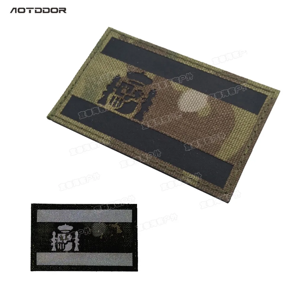 12532694107_1807736194