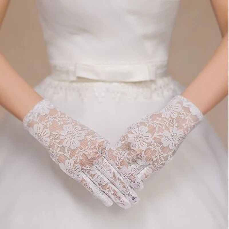 Same as image Модные 1 пара недорогой свадебный перчатки короткие корейские кружевные белые свадебные платья кружевные аксессуары для женщин Свадебные аксессуары - Цвет: Same as image