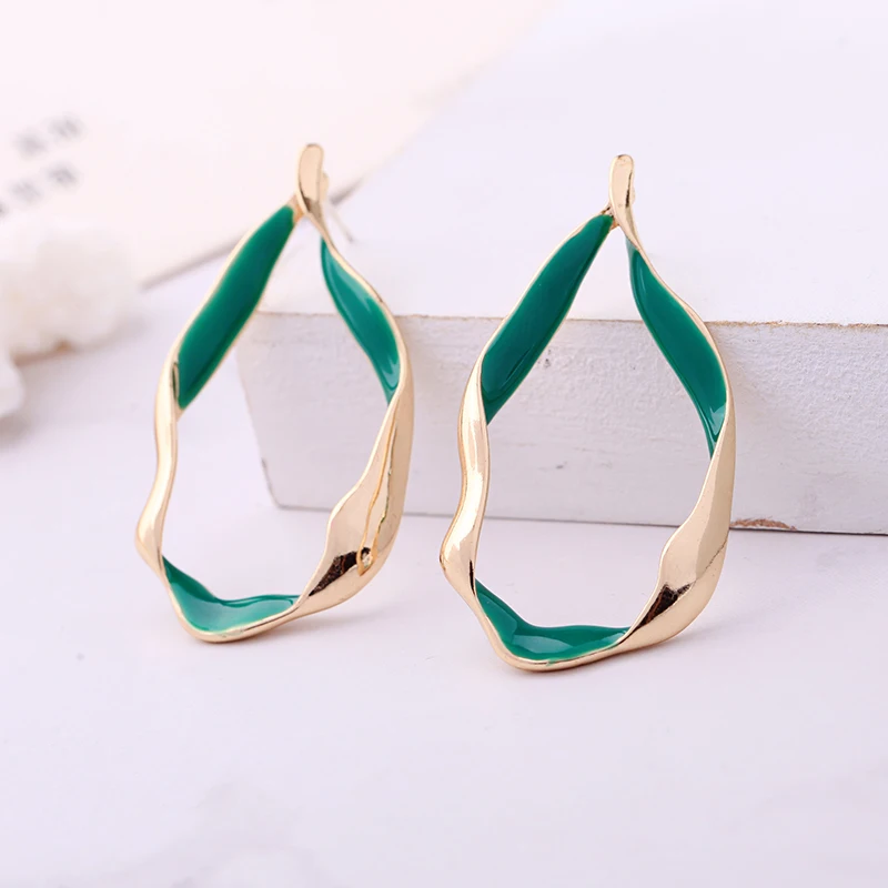 

Minimalist Gold Color Irregular Special Design Green Enamel Drop Earrings For Women Gifts Fashion Jewelry Wholesale