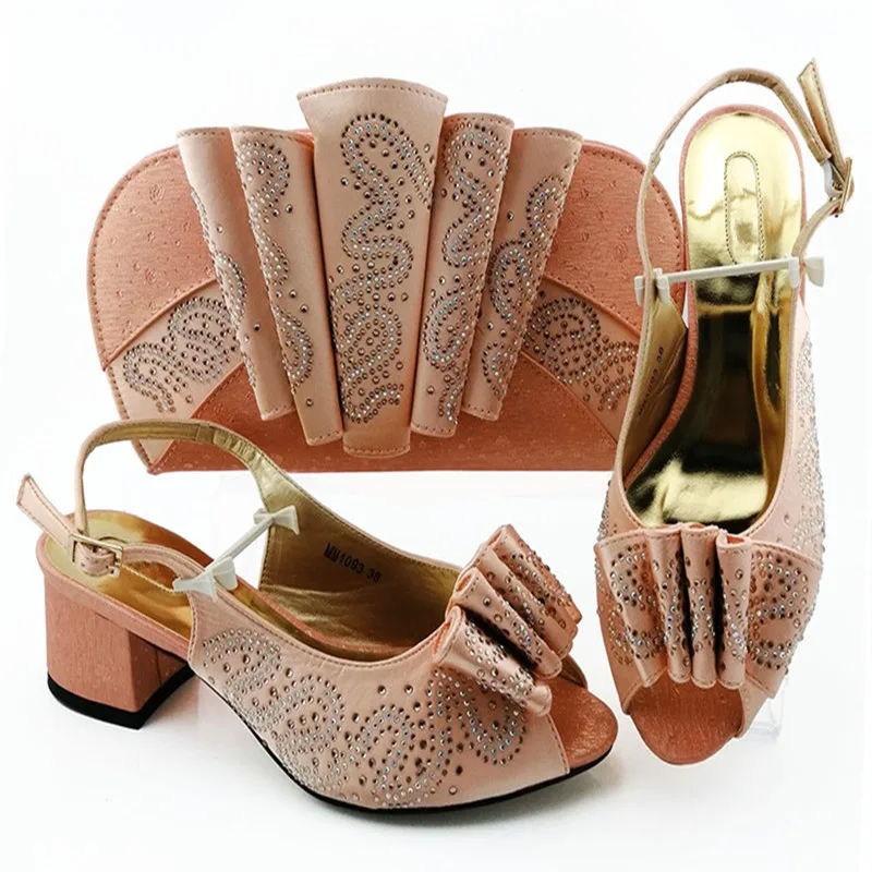 comfortable fashionable women's shoes