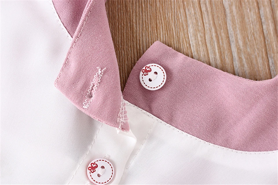 15745002105_1295736818