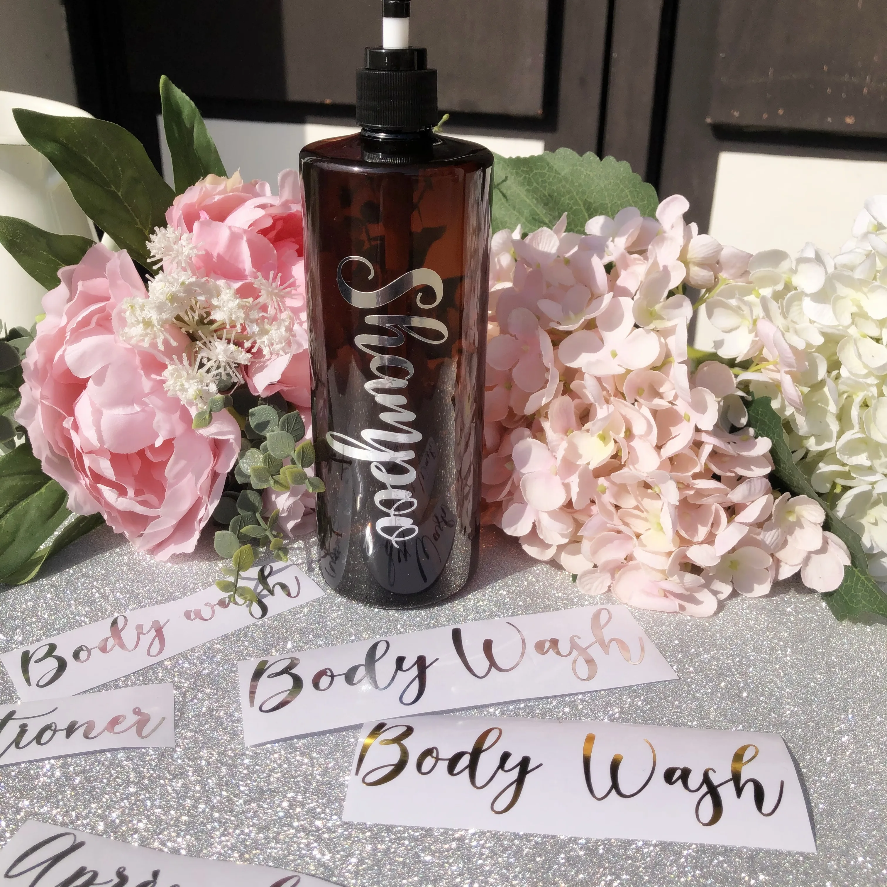 PersonalisedAmberreusablebathroomtoiletriesbottles50omlPumpBrownEmptyShowerGel