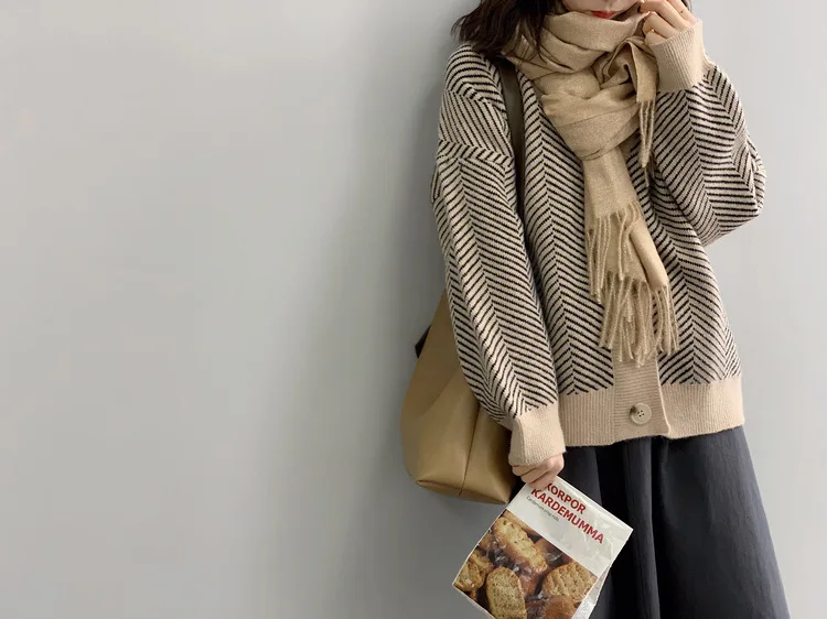 Женский кардиган, свитер, пальто, осень и зима, свитер средней длины, Свободный Тонкий полосатый вязаный Топ, женский кардиган с v-образным вырезом