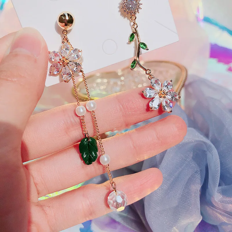 MWSONYA Fashion New Korean Fashion Leaf Long Tassel Pendientes Mujer Moda Transparent Elegant Crystal Flower Drop Earrings