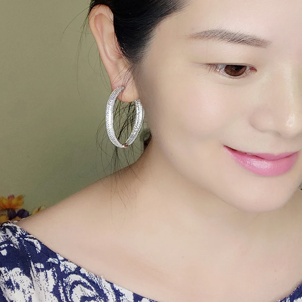 Big hoop earrings (2)