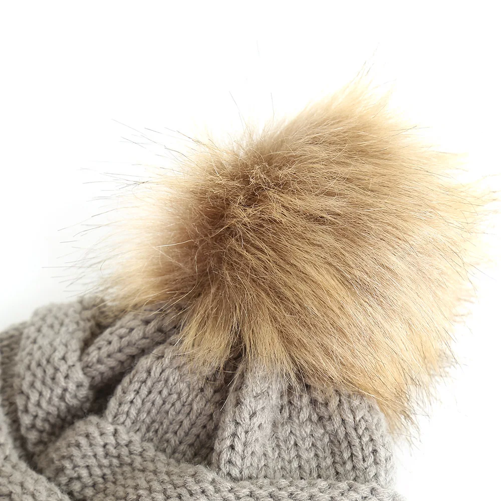 Winter Knitted Caps Beanie With Pompom Autumn Outdoor Ski Warm Knit Hats Bonnet Women Men Fashion Wool Cap Skullies