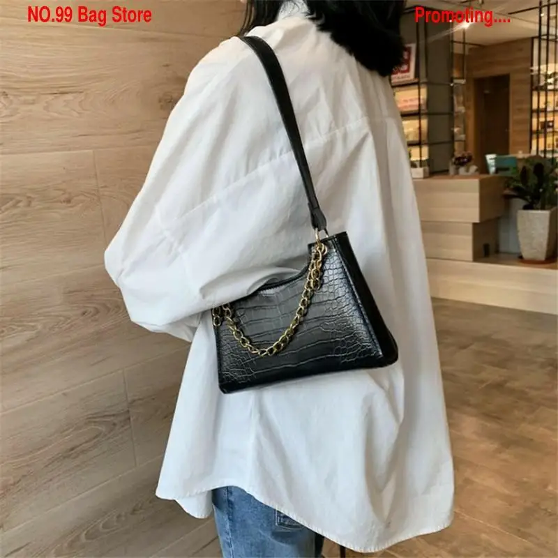 Bajo costo Bolso de mano Retro informal para mujer, bolsos grandes de hombro, de cuero, Color sólido, con cadena, para chicas 8bWZwY6o77G