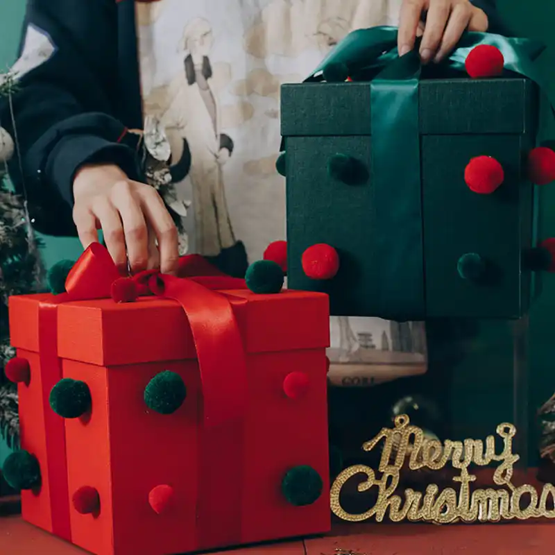 18センチメートル高級クリスマスギフトボックスクリエイティブベビーシャワーのギフトボックスサプライズの誕生日プレゼントボックス空大ボックス ギフトバッグ ラッピング用品 Aliexpress